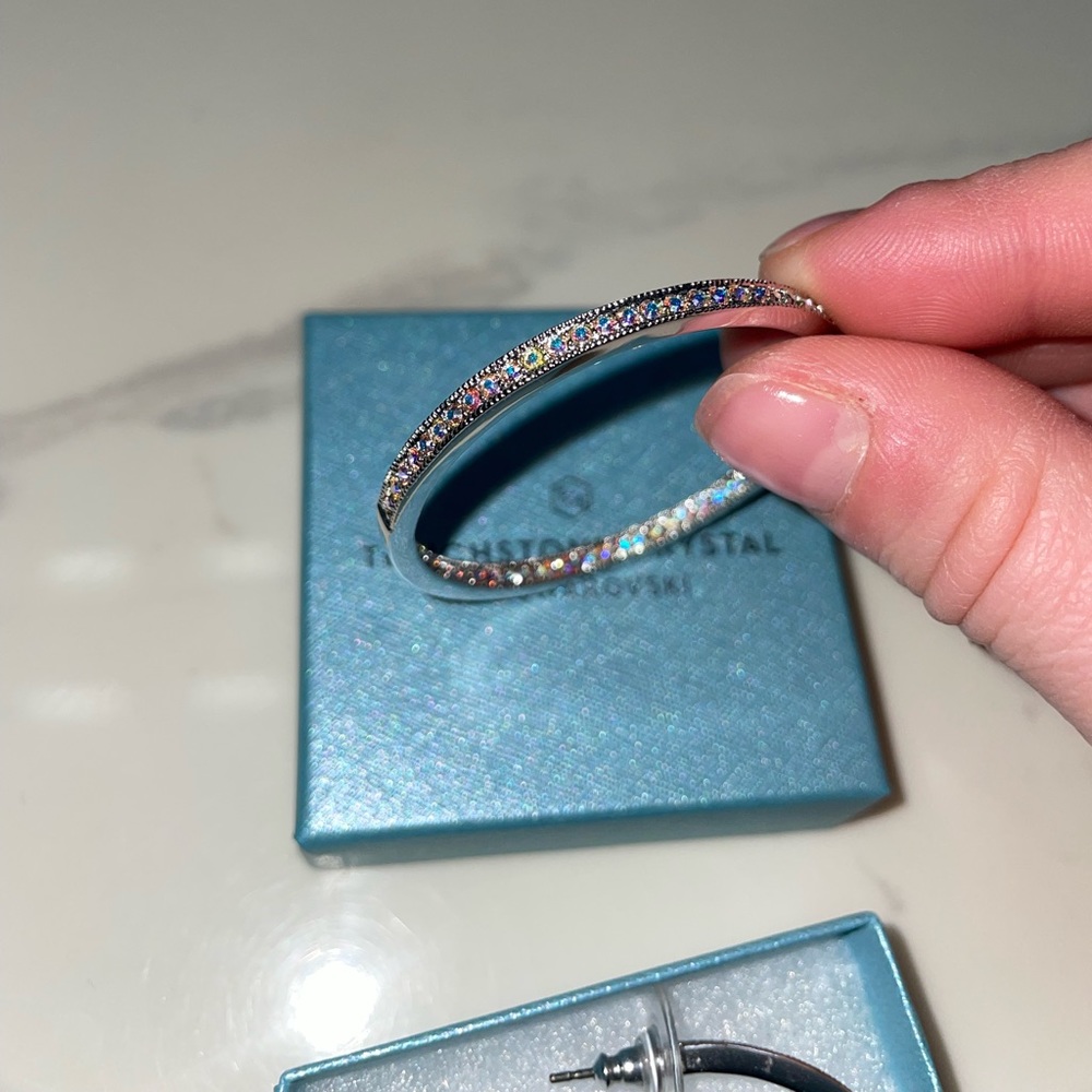 NEW IN BOX: Touchstone Hoops